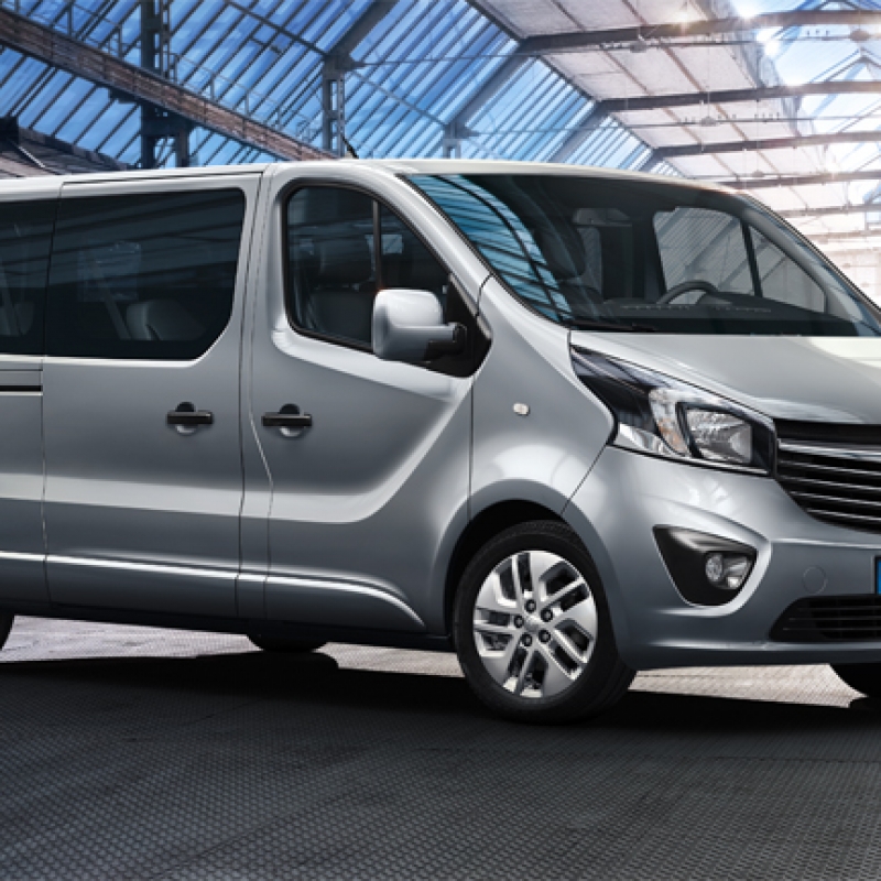 Peugeot Boxer, Opel Vivaro